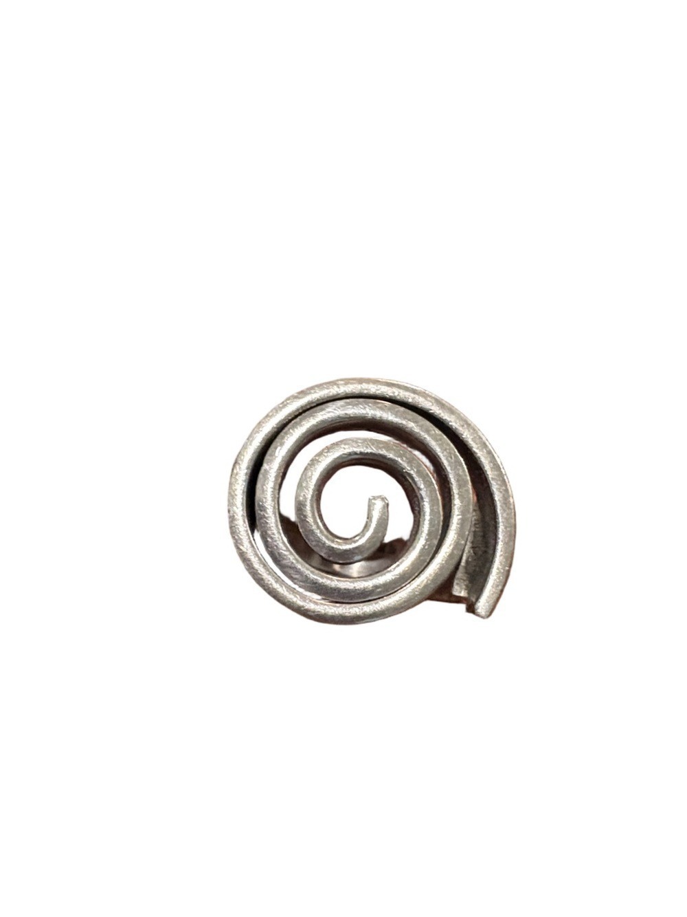Spiral Silver Statement Ring. Size 8
Unisex Mexico brutalist handcrafted